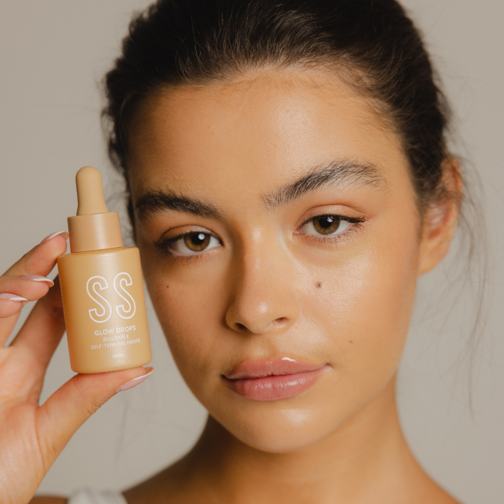 Glow Drops - Skincare-Infused Face Tan