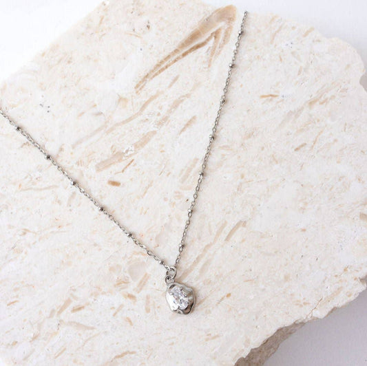 Estrella Necklace: Silver