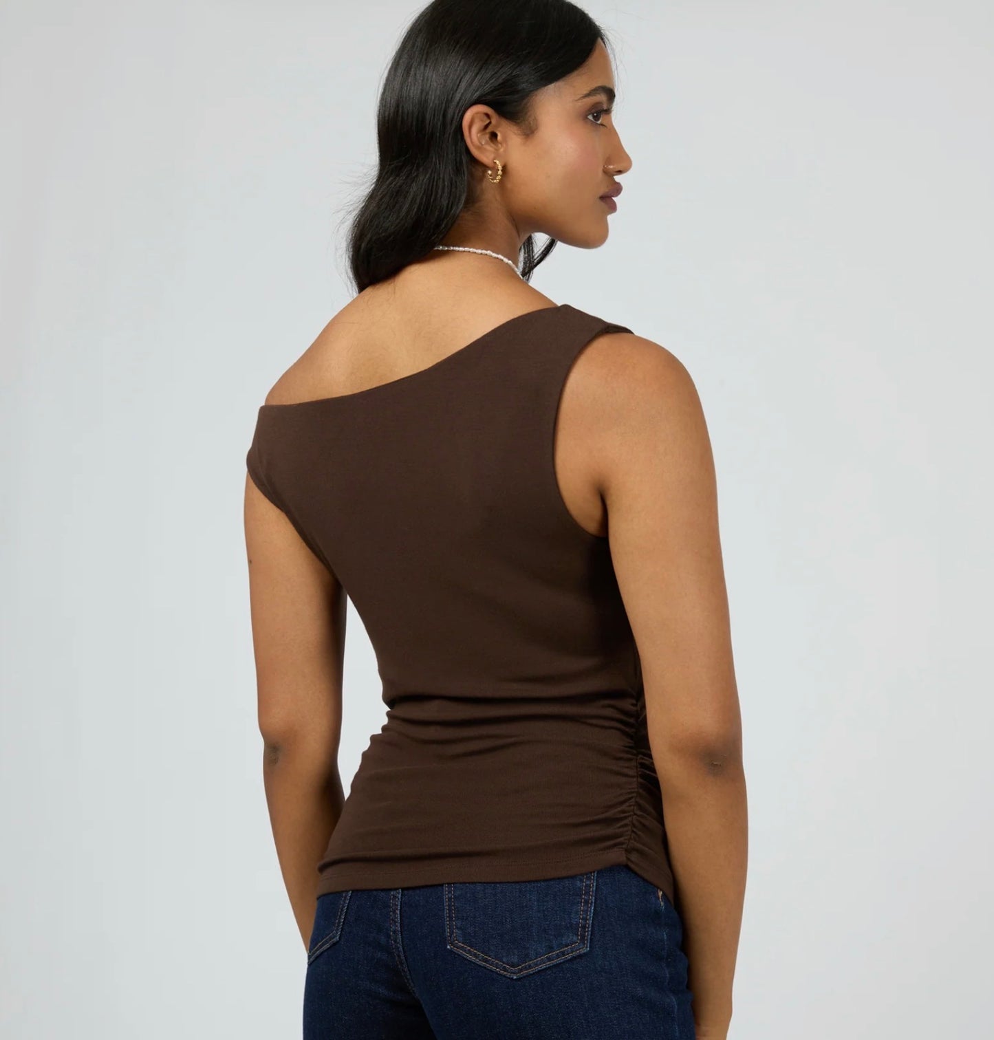 KYLIE OFF SHOULDER TOP - BROWN