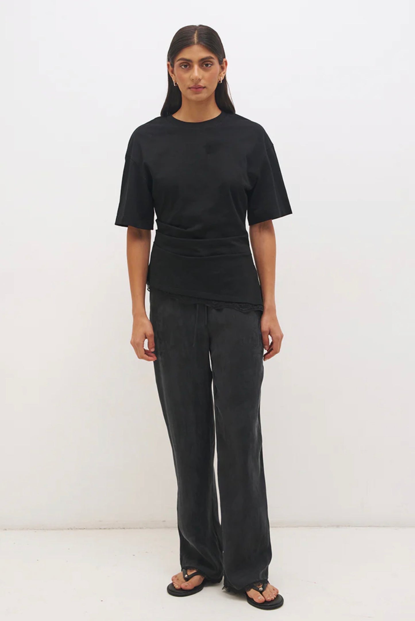 Liora T-Shirt - Black
