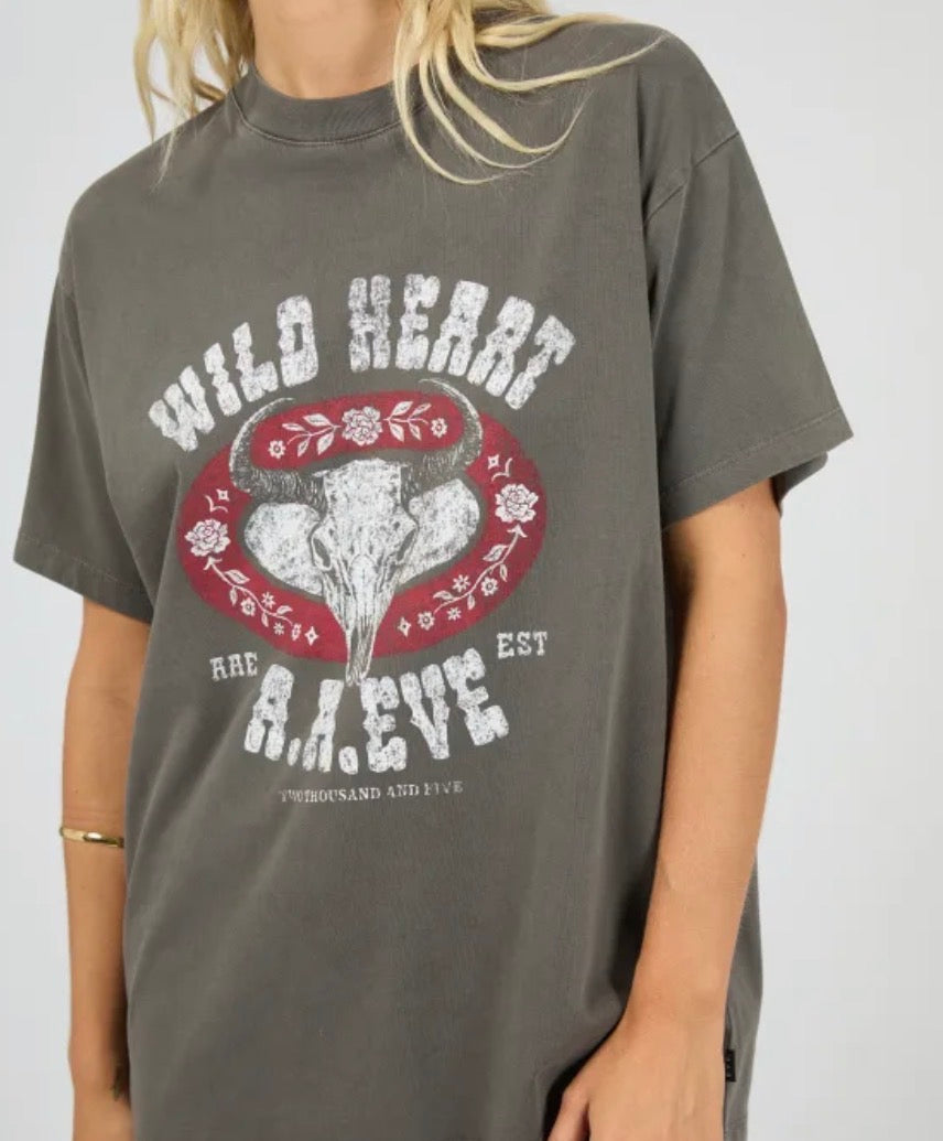 WILD HEART RELAXED TEE