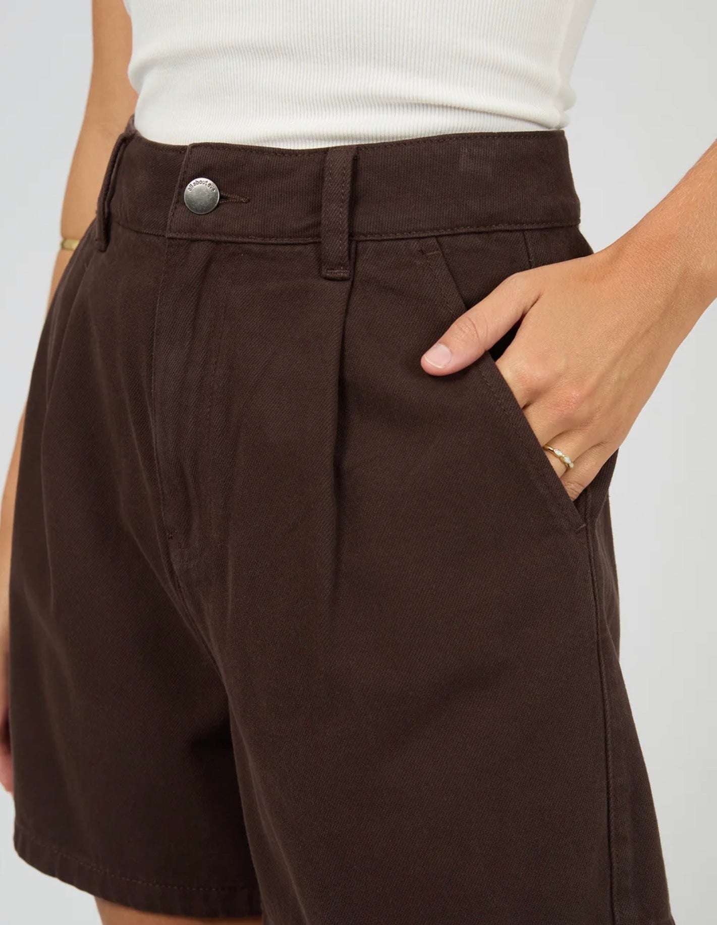 STEVIE Denim Short Brown