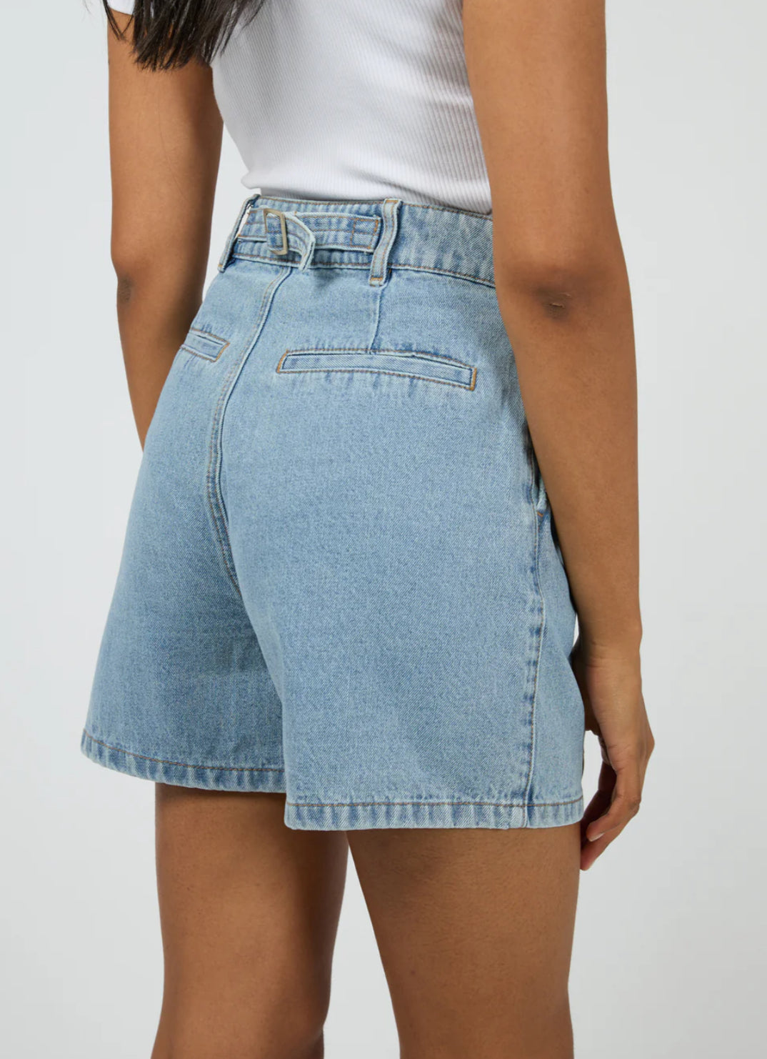 STEVIE DENIM SHORT LIGHT BLUE