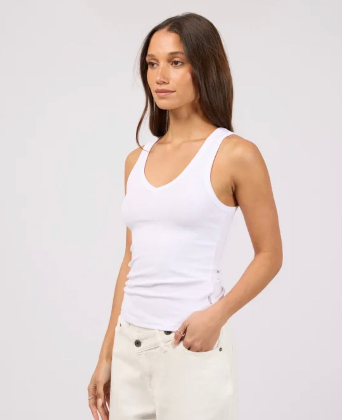 LUXE RIB VEE TANK - white