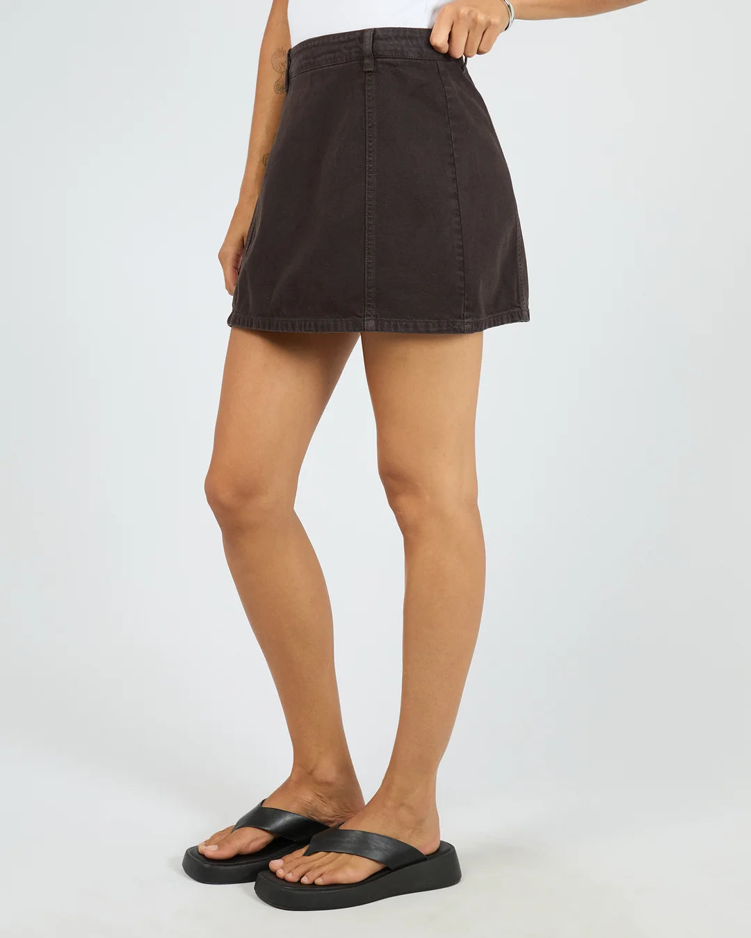 COVE SKORT CHOCOLATE