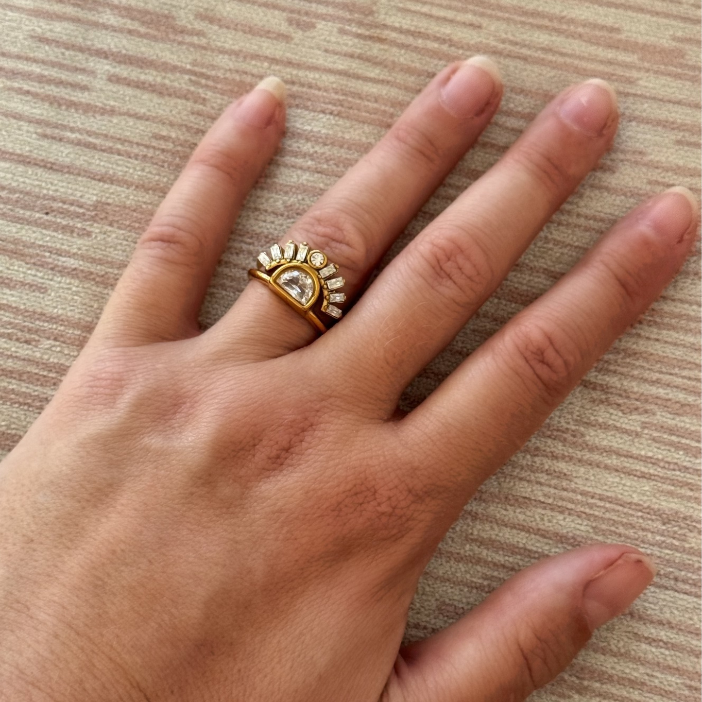 Lottie Ring