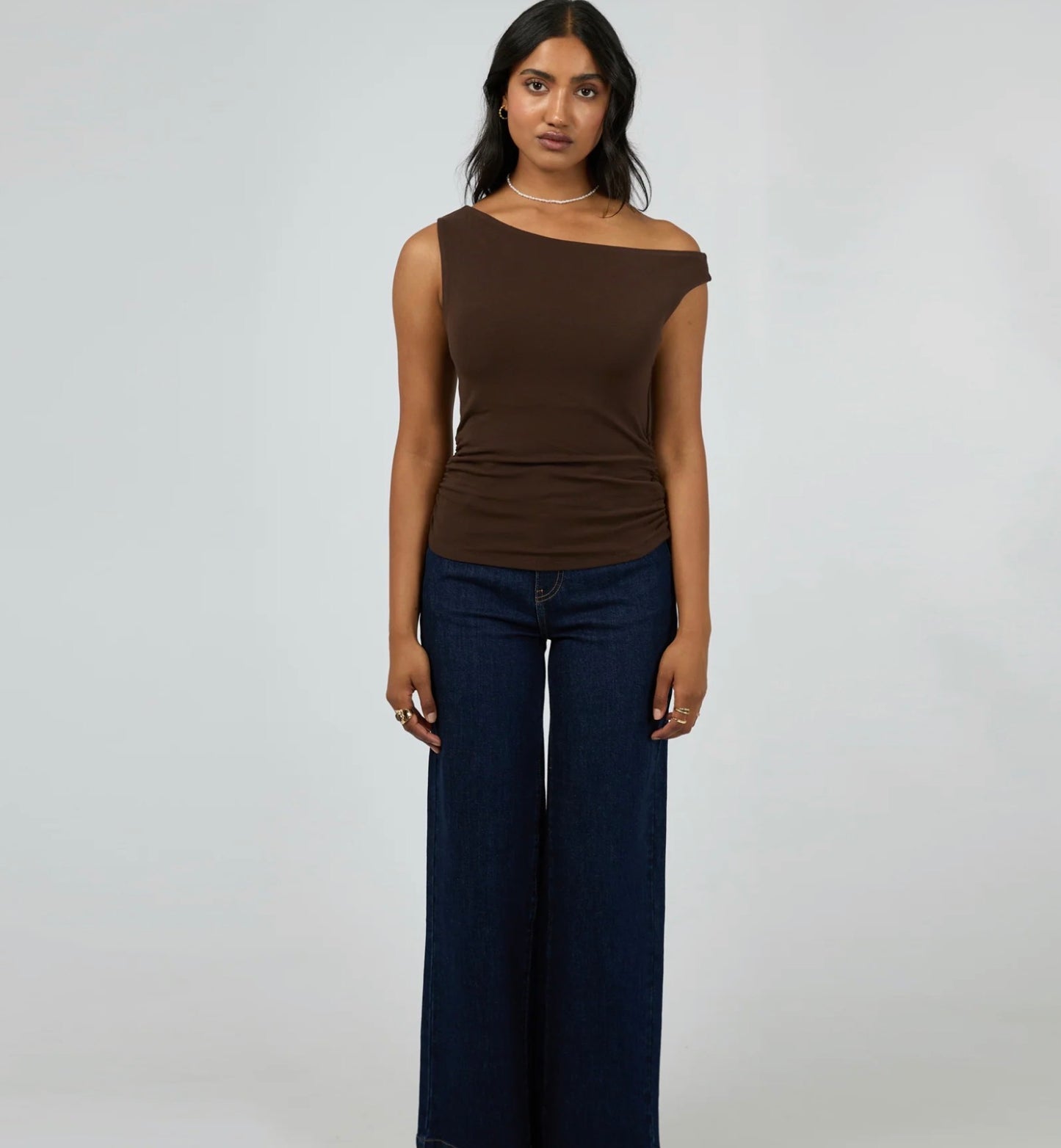 KYLIE OFF SHOULDER TOP - BROWN