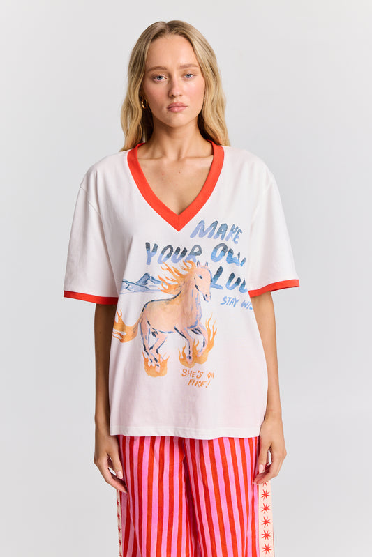 SHE’S ON FIRE V-NECK TEE
