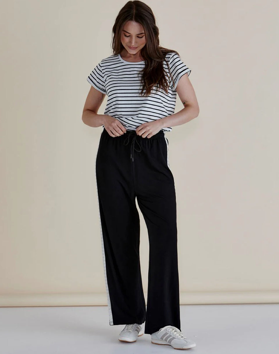 Evelyn Wide Leg Jogger - Black Trim