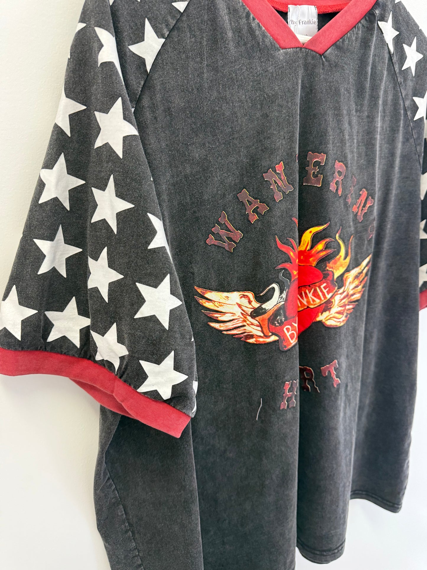 Wandering Hearts Tee - Black