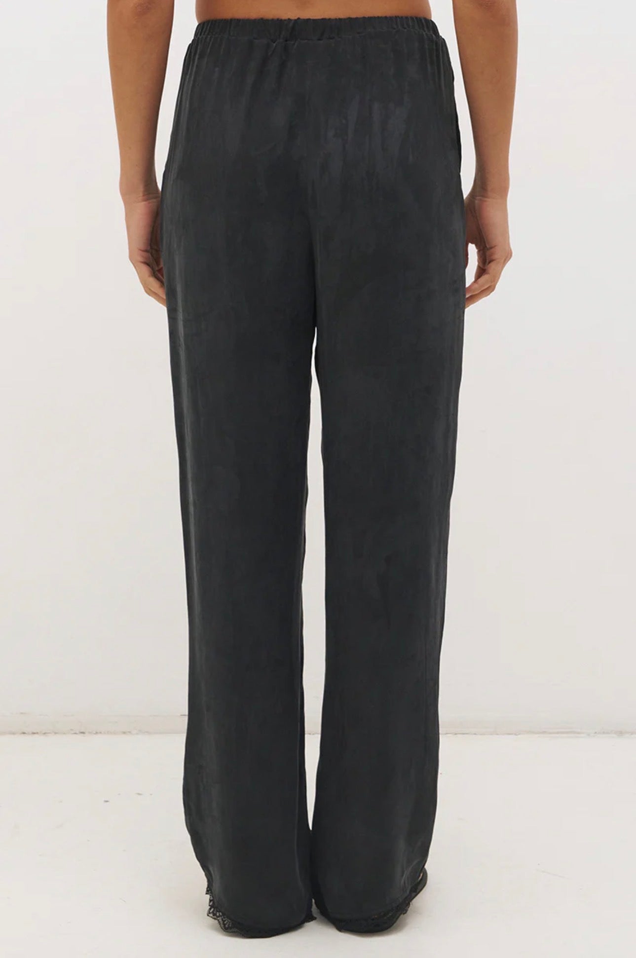 Liora Pant Black
