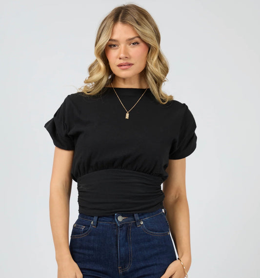 AAE HALLE TEE BLACK.