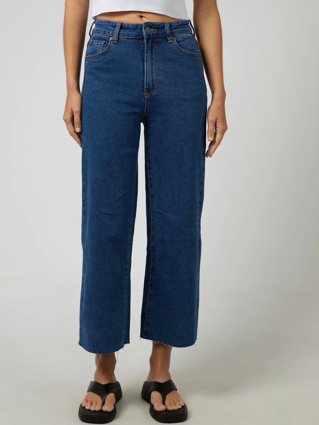 CHARLIE HIGH RISE WIDE LEG JEAN MID BLUE