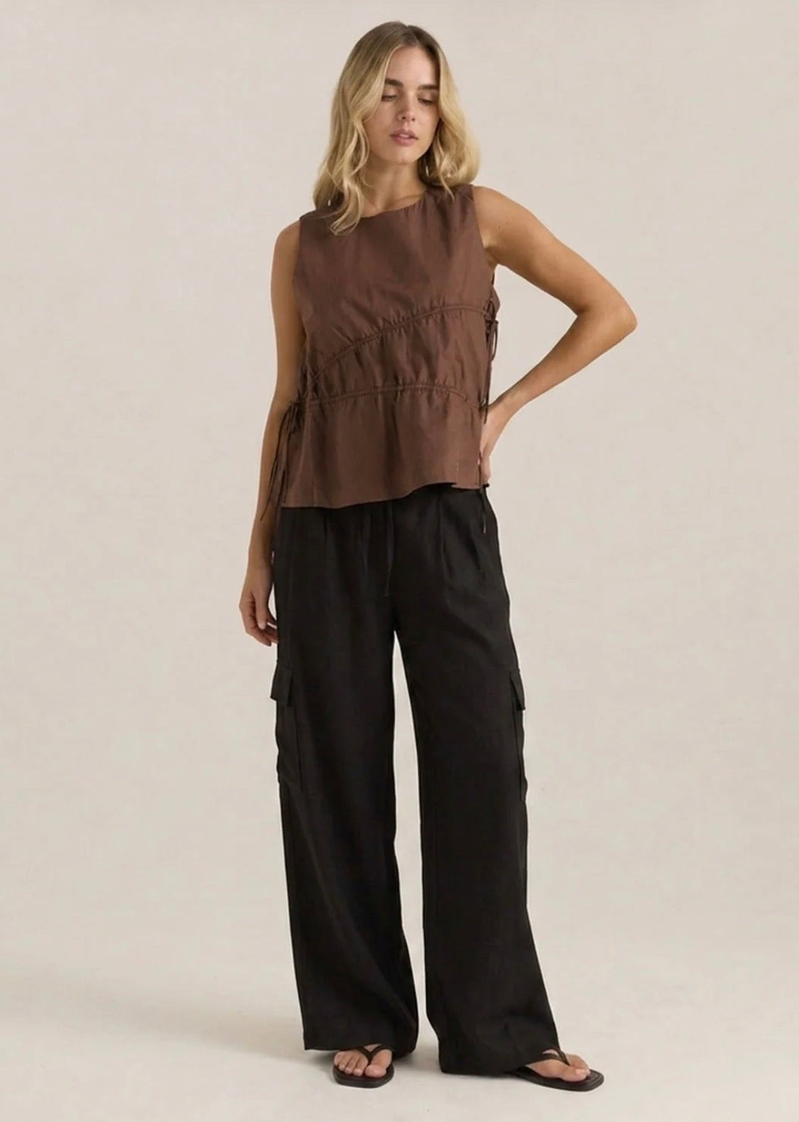 Elin Gathered Tie Top - Chocolate