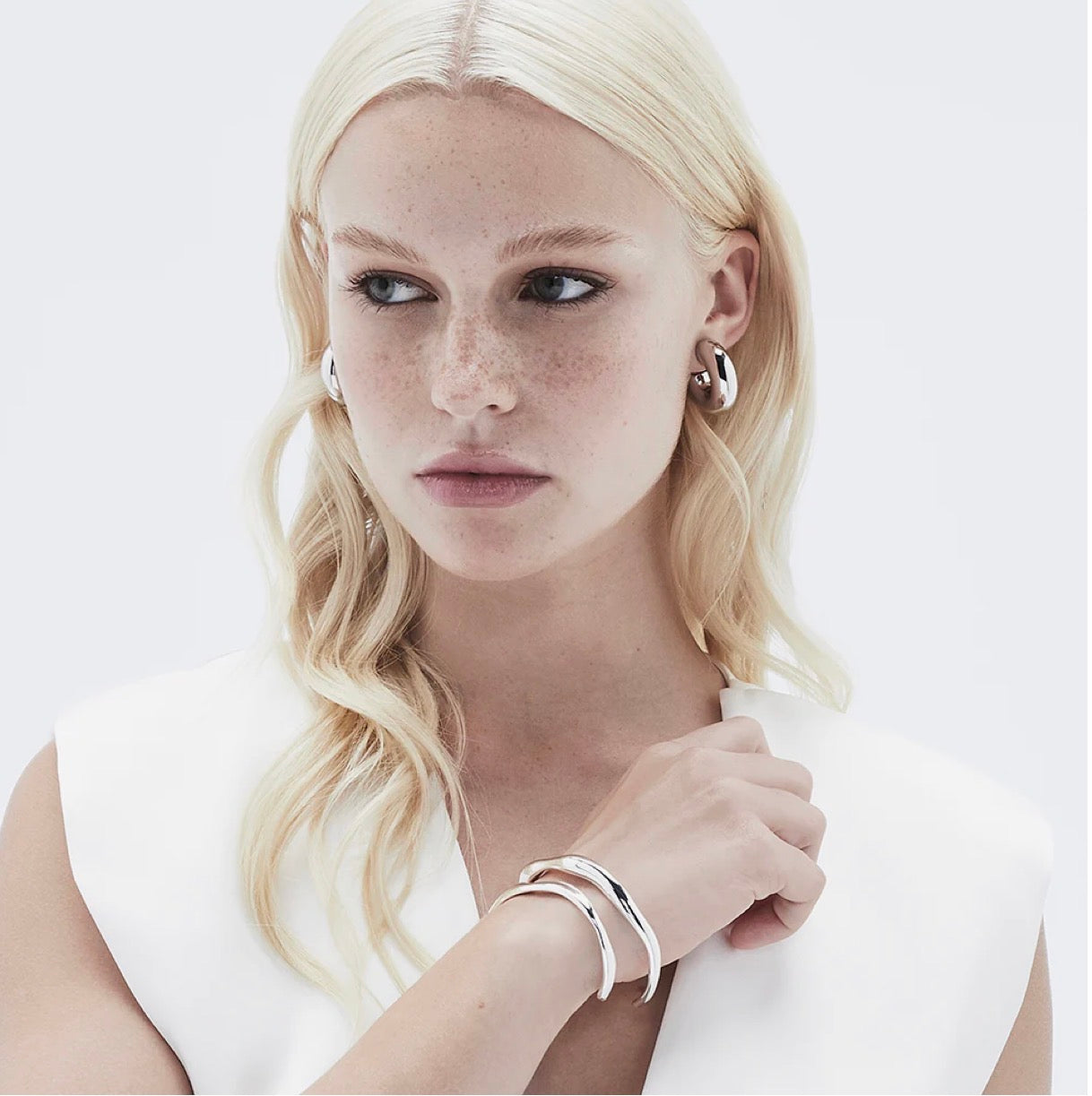 ISHANI CUFF - SILVER