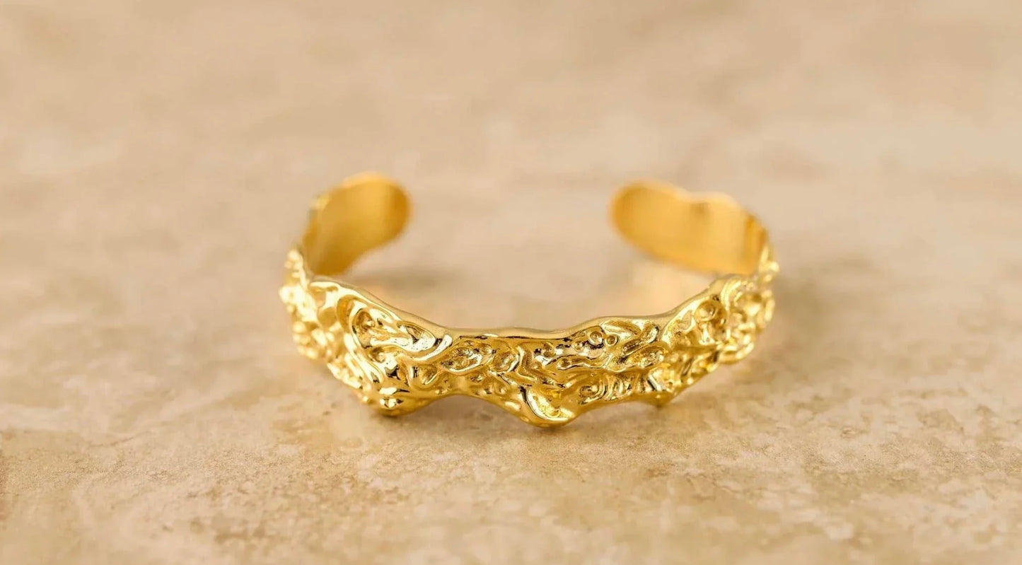 Solara Cuff
