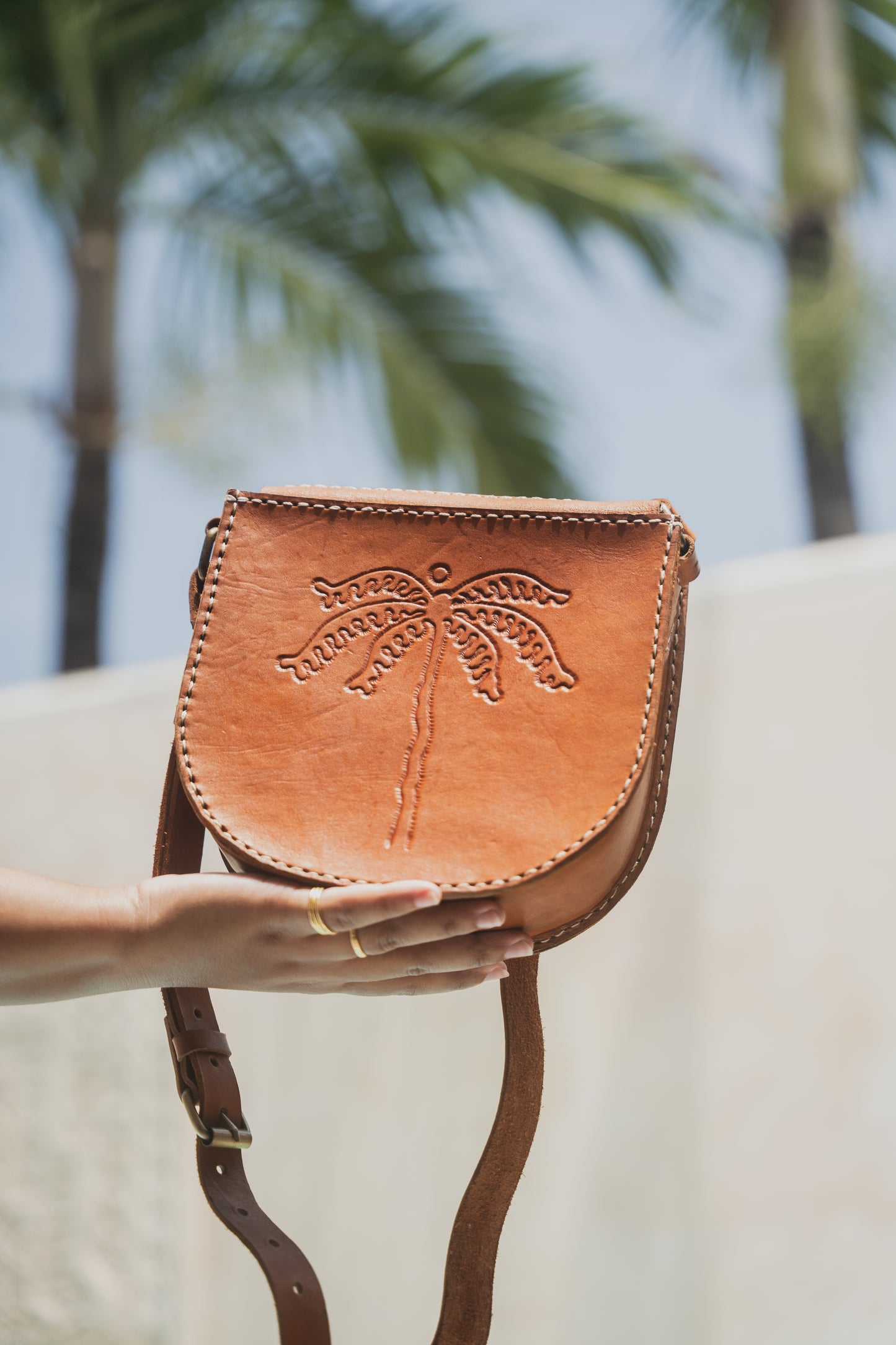 PALMS CROSSBODY - VINTAGE TAN