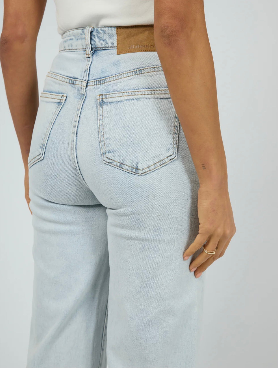 CHARLIE HIGH RISE WIDE LEG JEAN BLEACH
