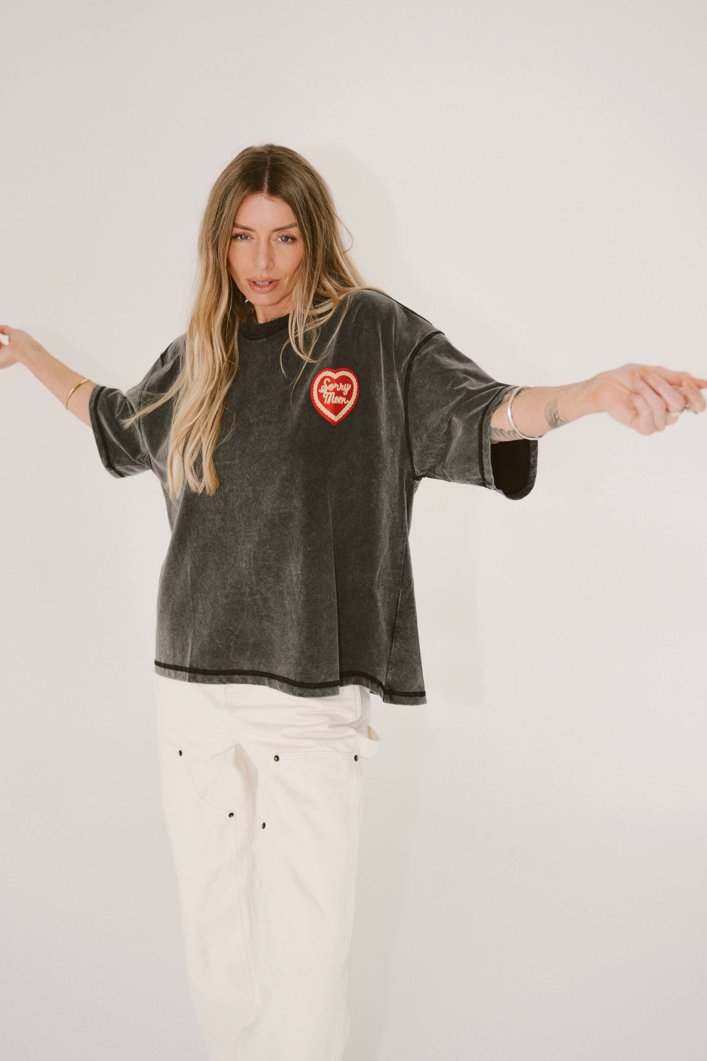 Sorry Mom Tee - BLACK