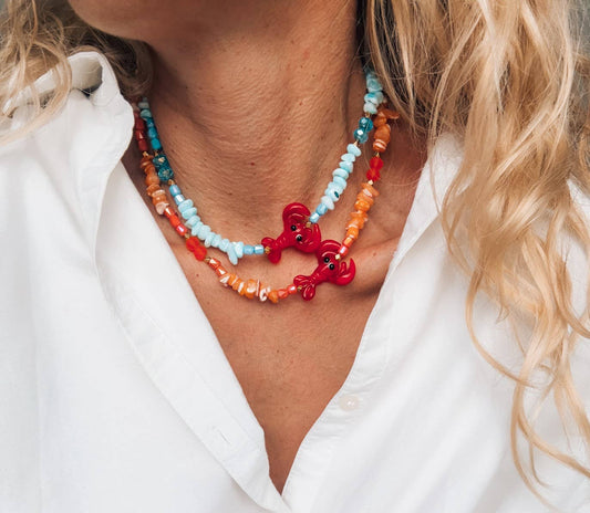 Semiprecious filntisi chips in turquoise with glass lobster: Turquoise